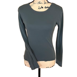 Victoria’s Secret blue knit top Size small